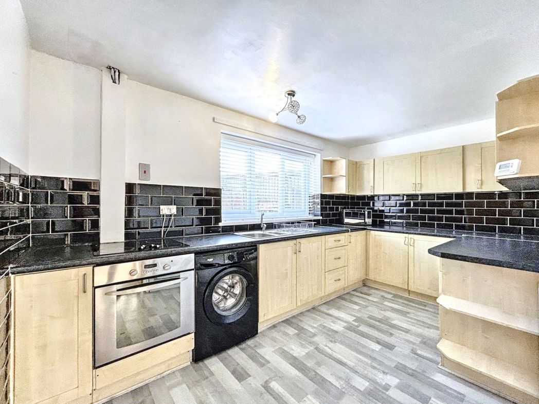 Property image 6 of 14