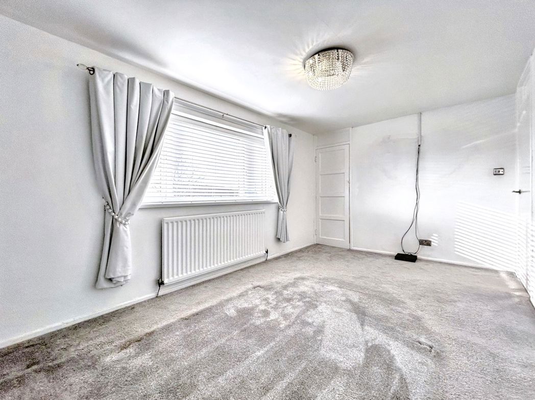 Property image 10 of 14