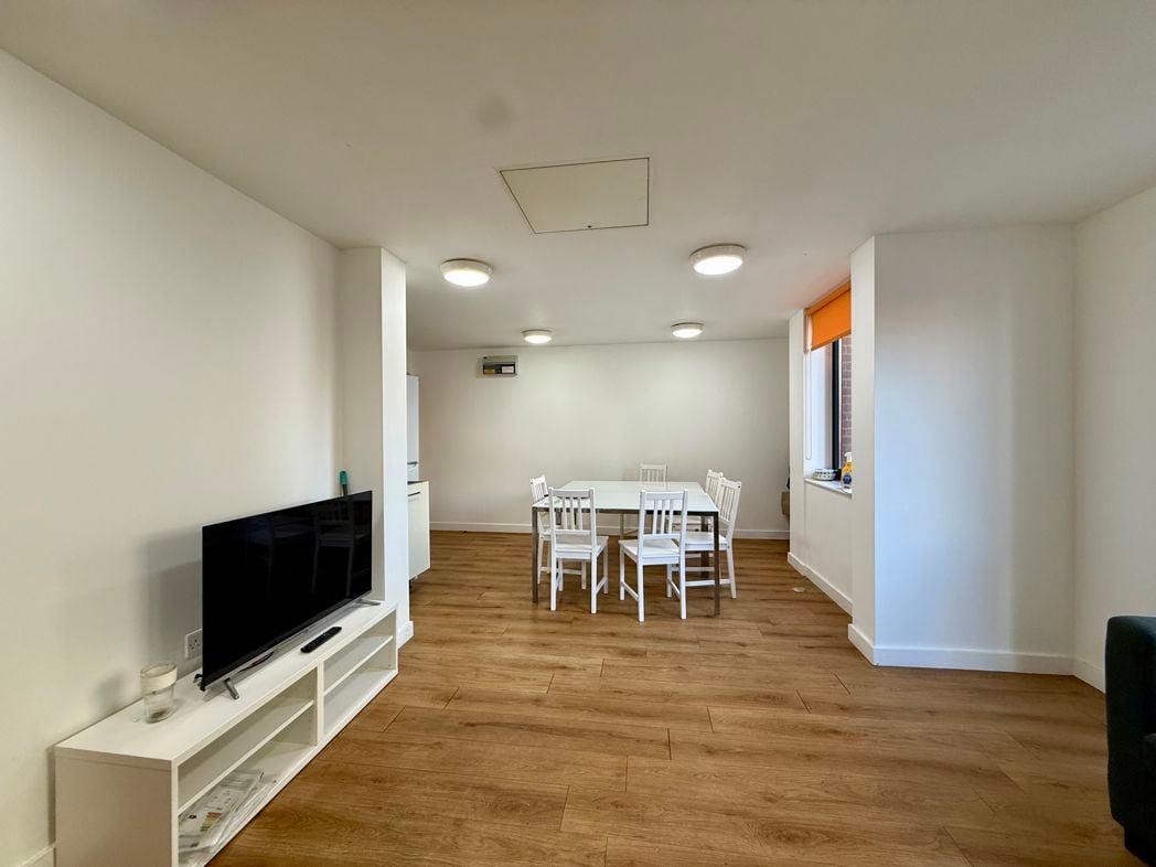 Property image 14 of 15