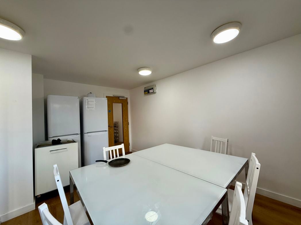 Property image 4 of 15