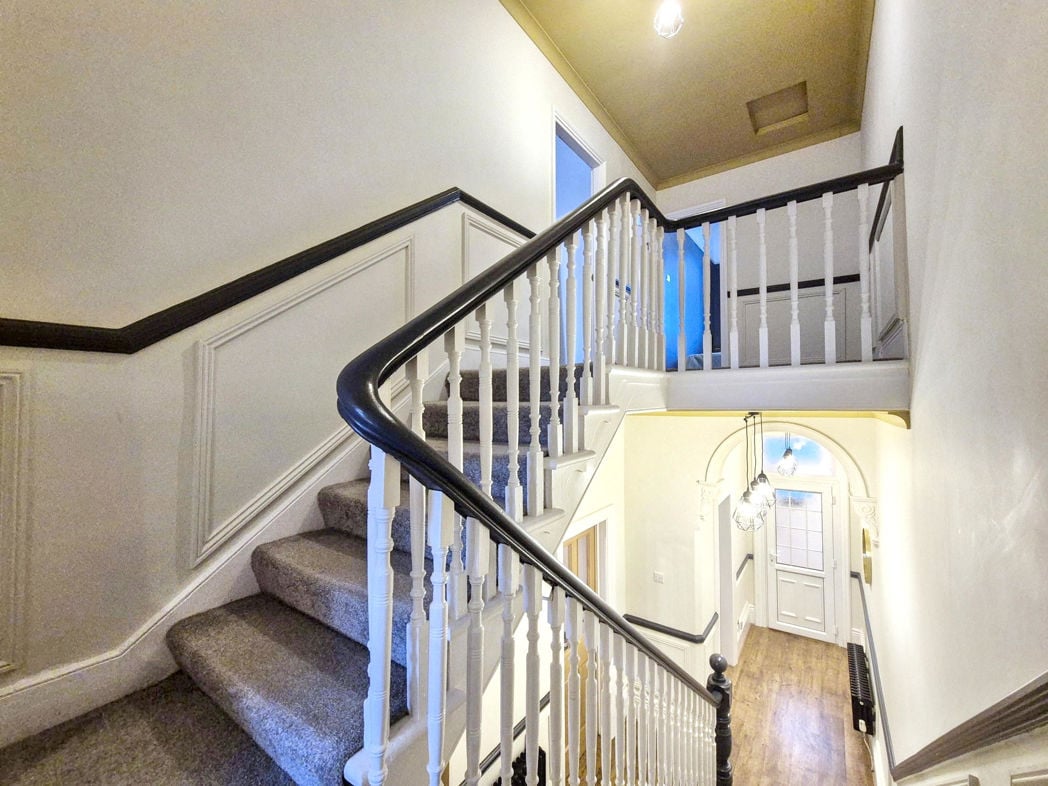 Property image 14 of 26