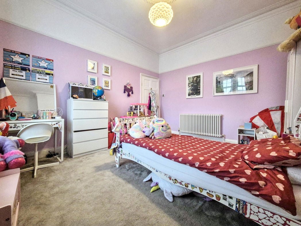 Property image 18 of 26