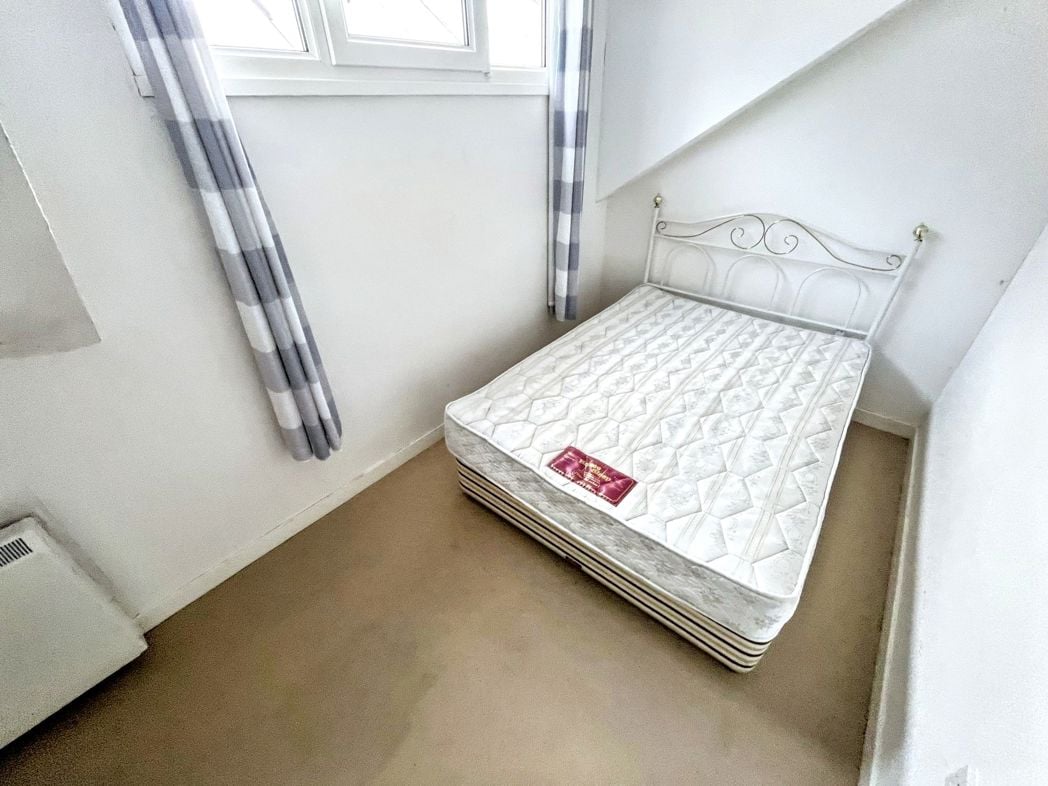 Property image 7 of 15