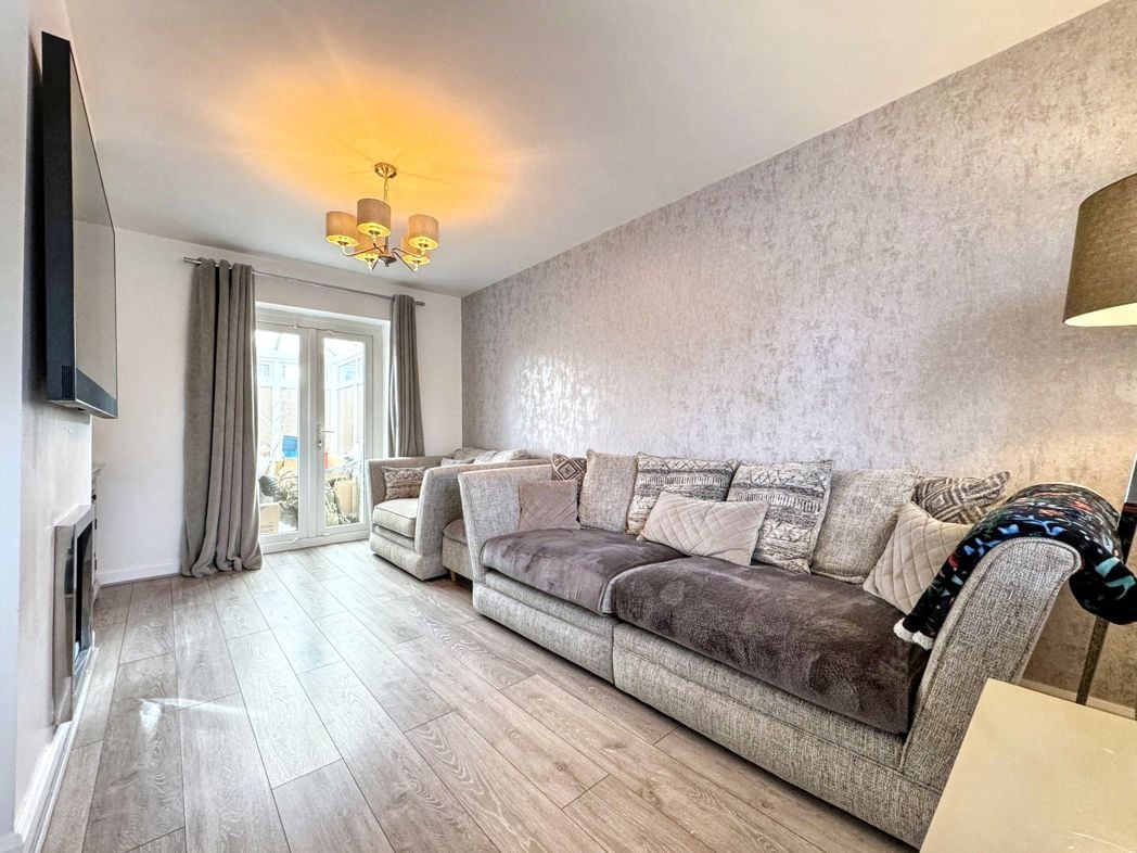 Property image 5 of 19