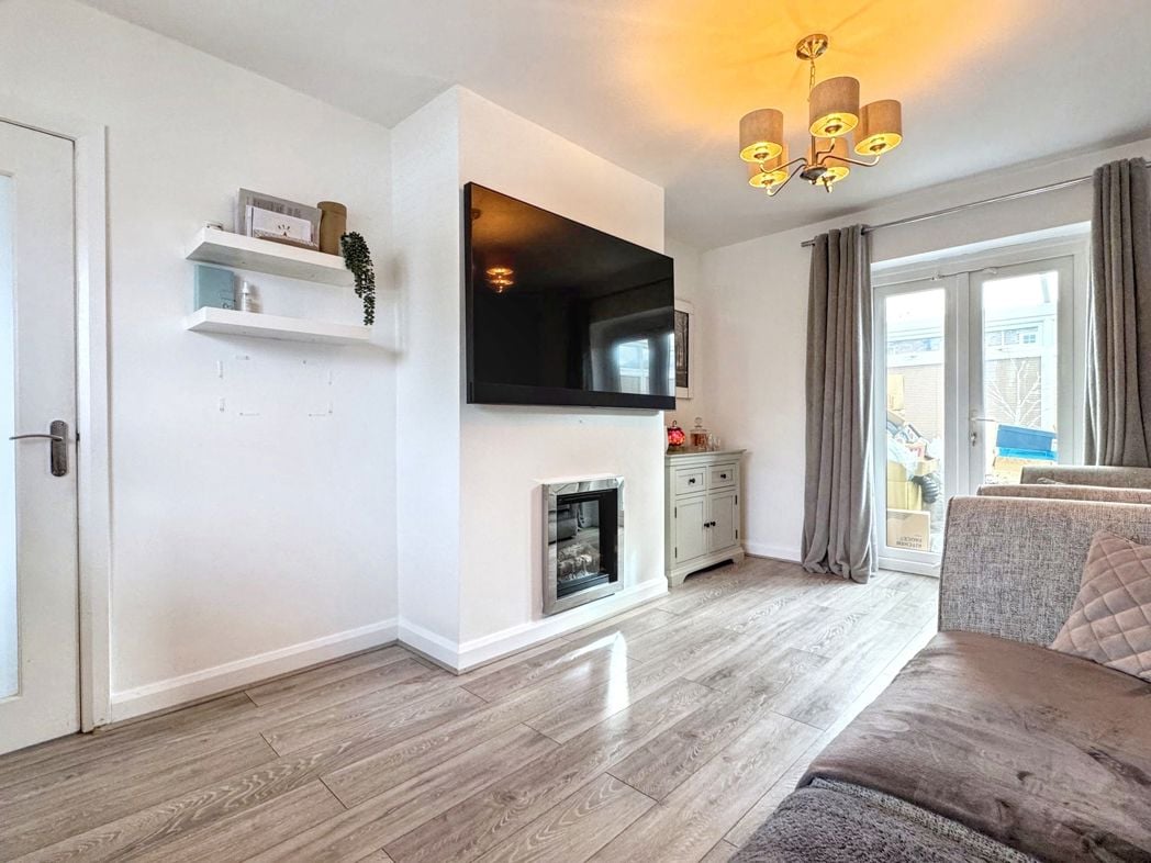 Property image 6 of 19