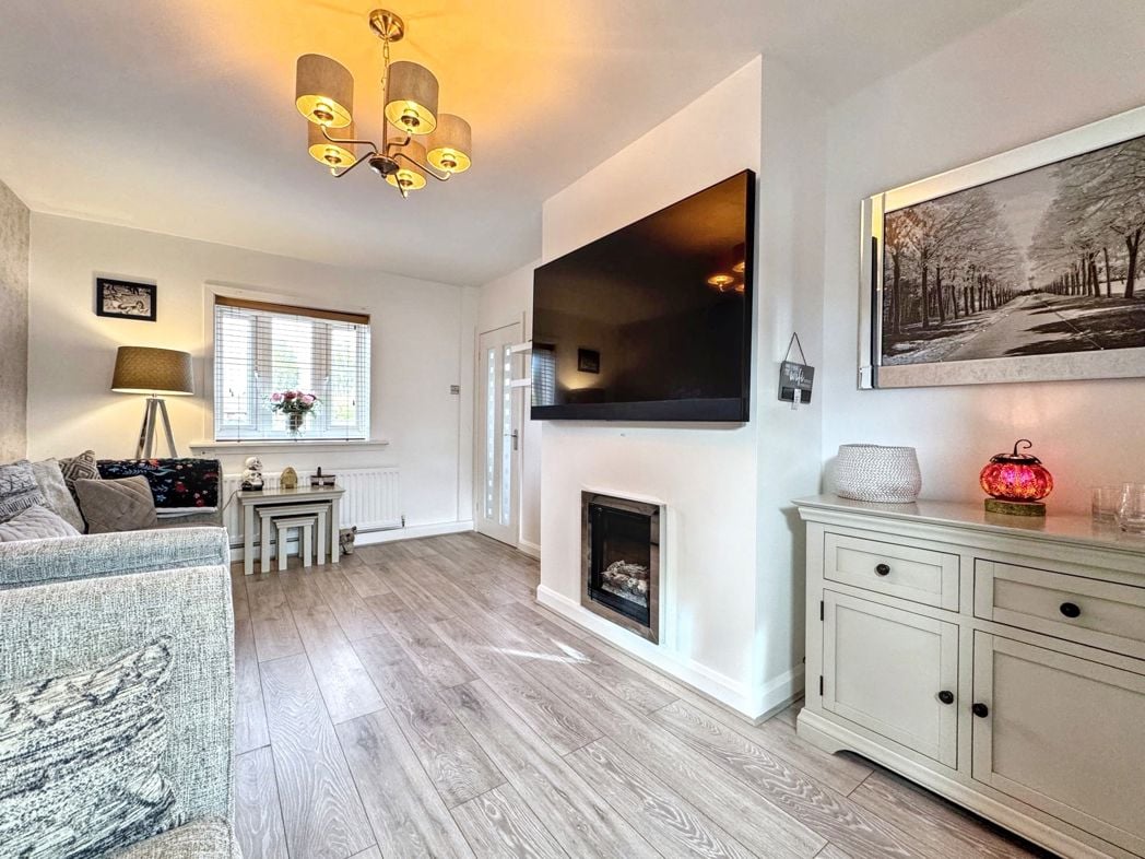 Property image 2 of 19