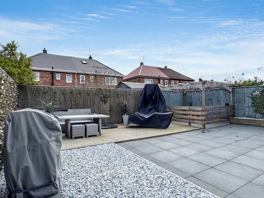 Property image 3 of 19