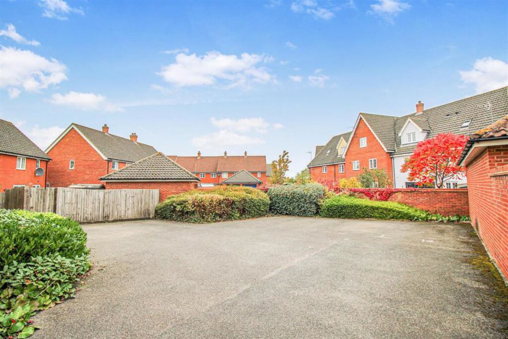 Property image 12 of 12