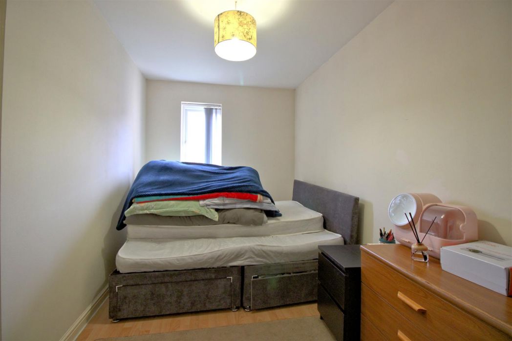 Property image 7 of 12