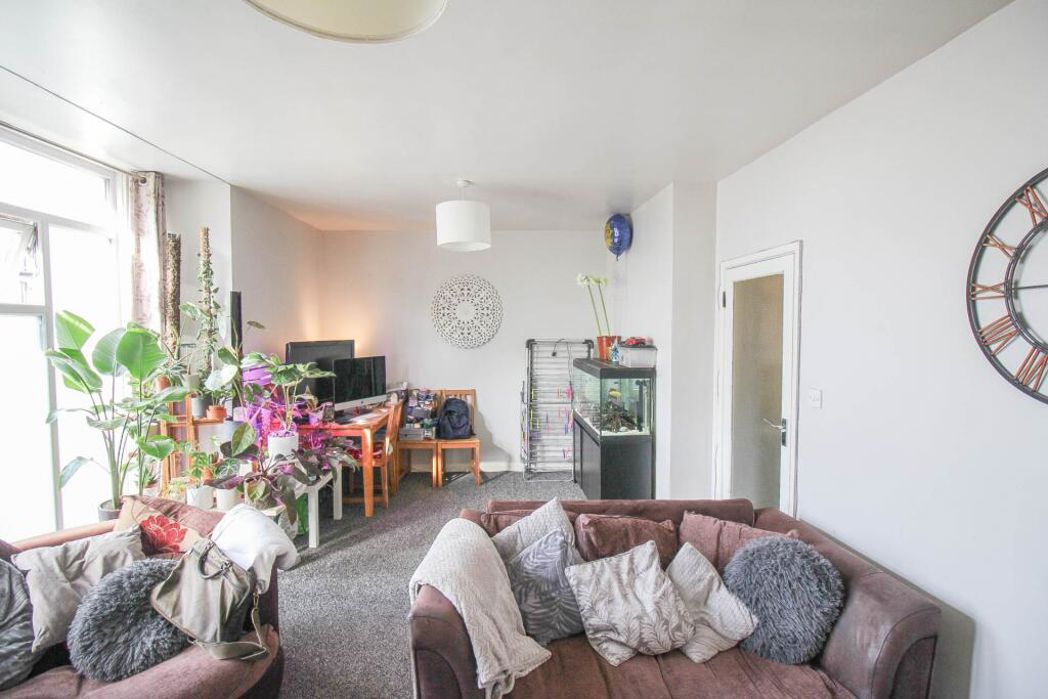 Property image 5 of 7