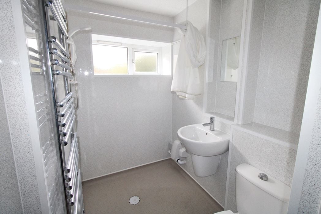 Property image 6 of 6