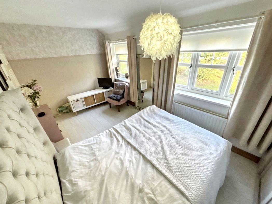 Property image 13 of 24