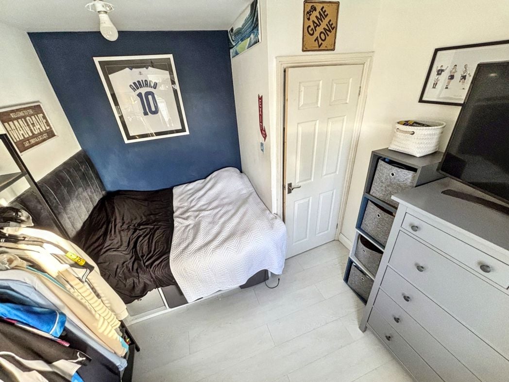 Property image 17 of 24