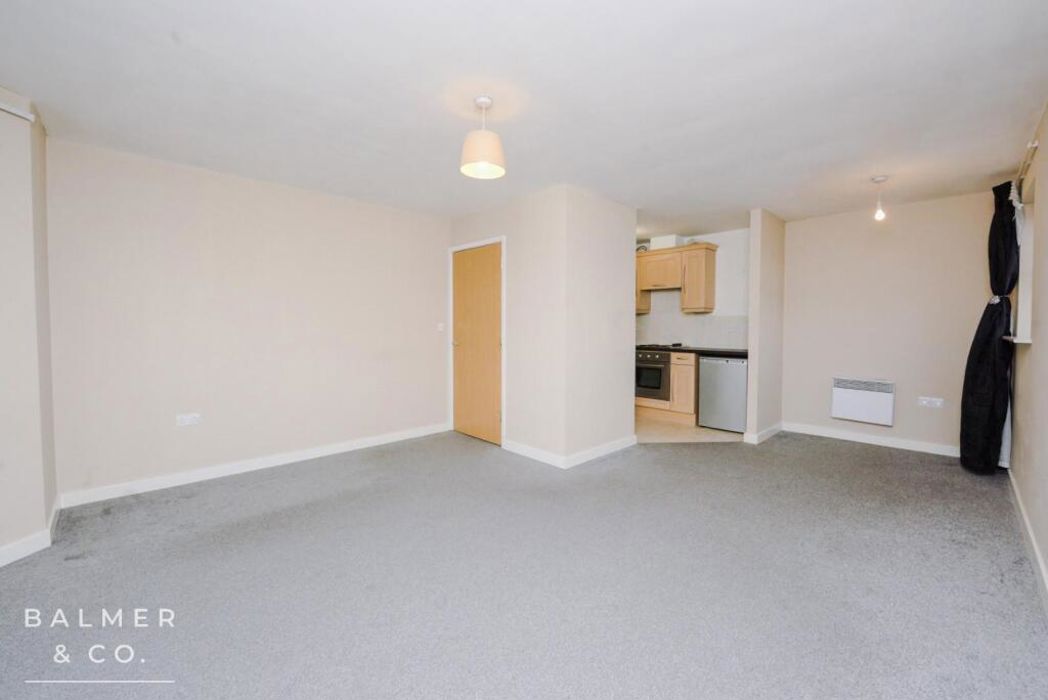 Property image 4 of 30