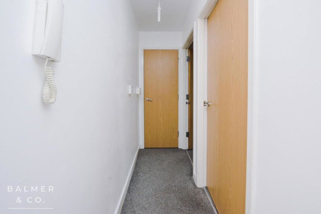 Property image 18 of 30
