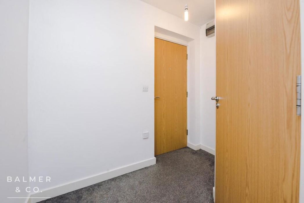 Property image 21 of 30