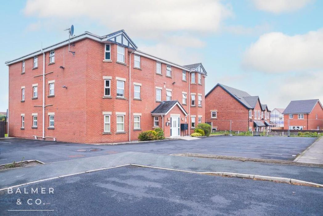 Property image 25 of 30