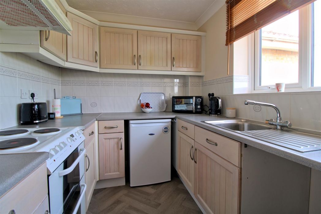Property image 4 of 9