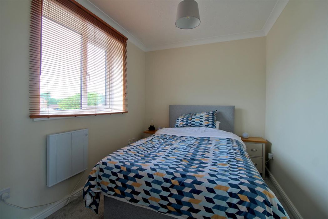 Property image 6 of 9