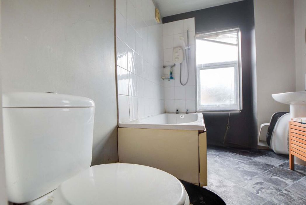Property image 5 of 7
