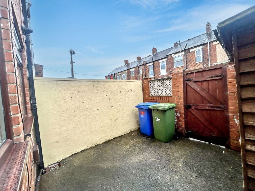 Property image 5 of 8