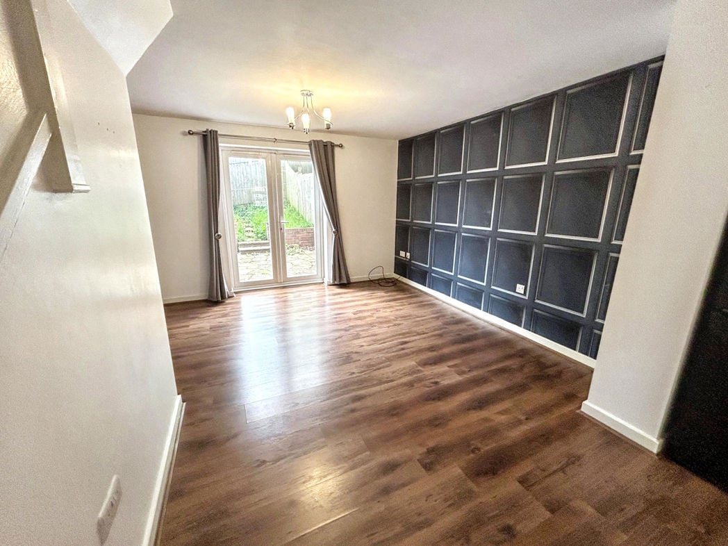 Property image 3 of 14