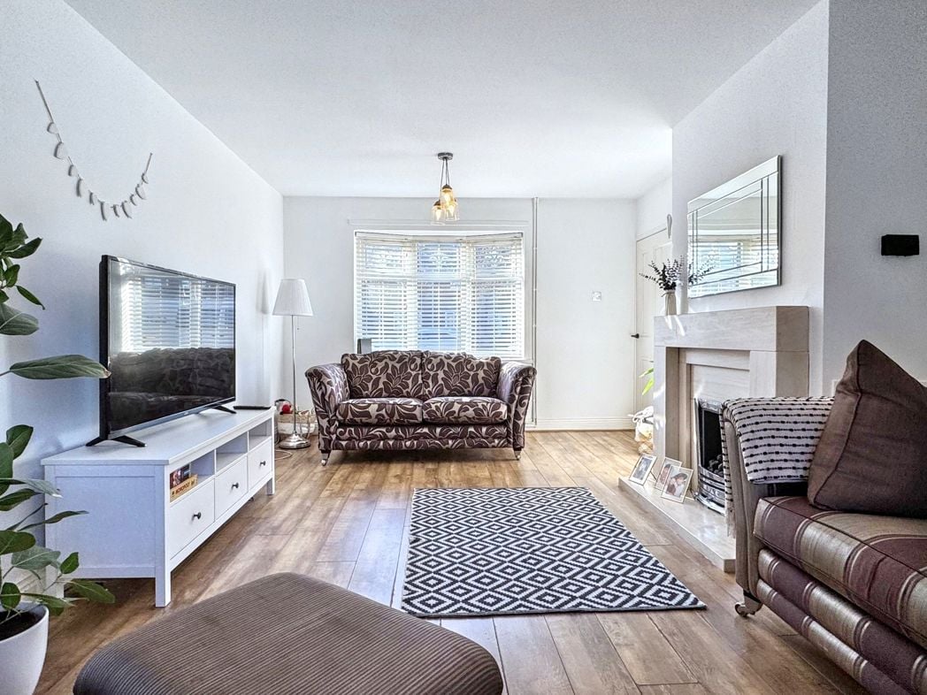 Property image 6 of 20