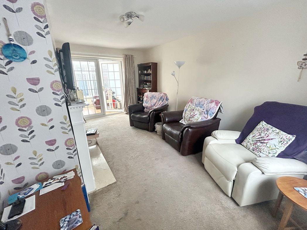 Property image 3 of 16