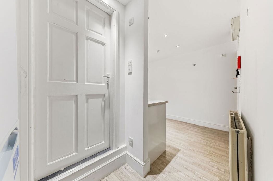 Property image 12 of 30