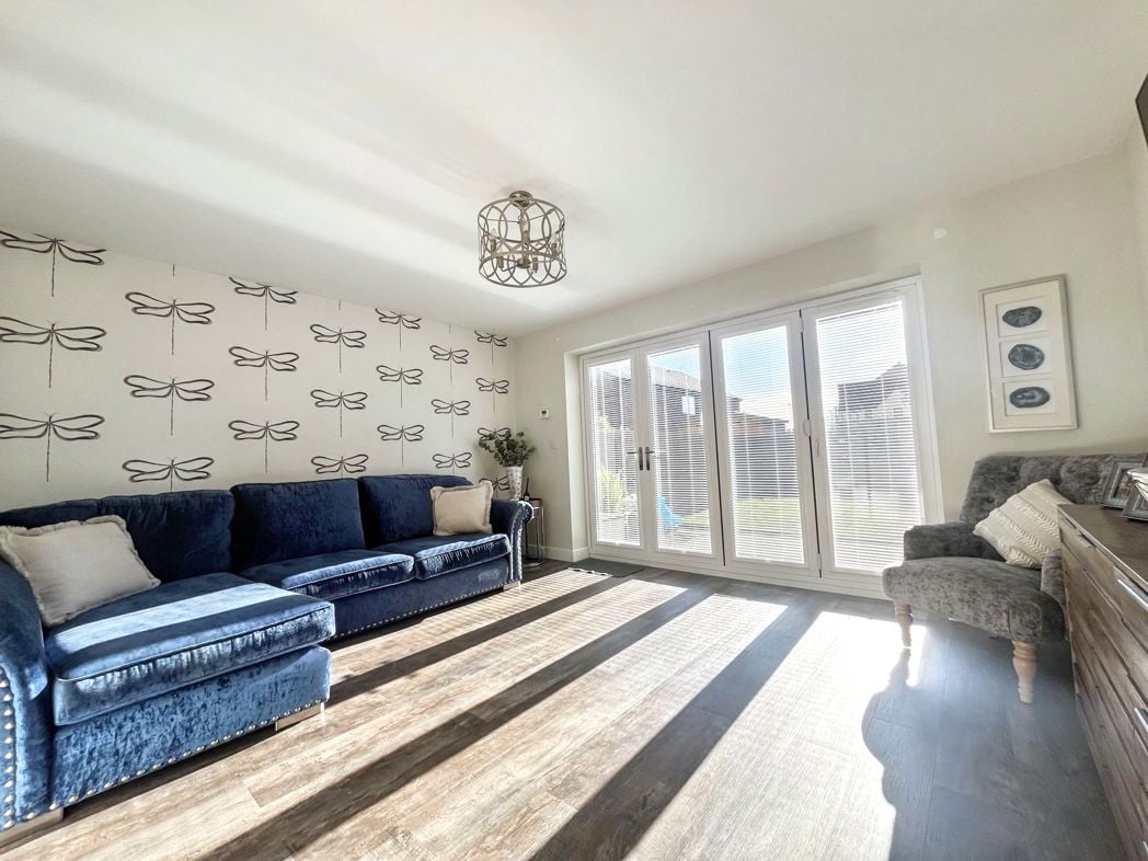 Property image 3 of 15