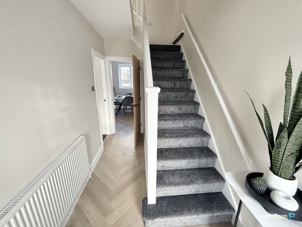 Property image 11 of 24