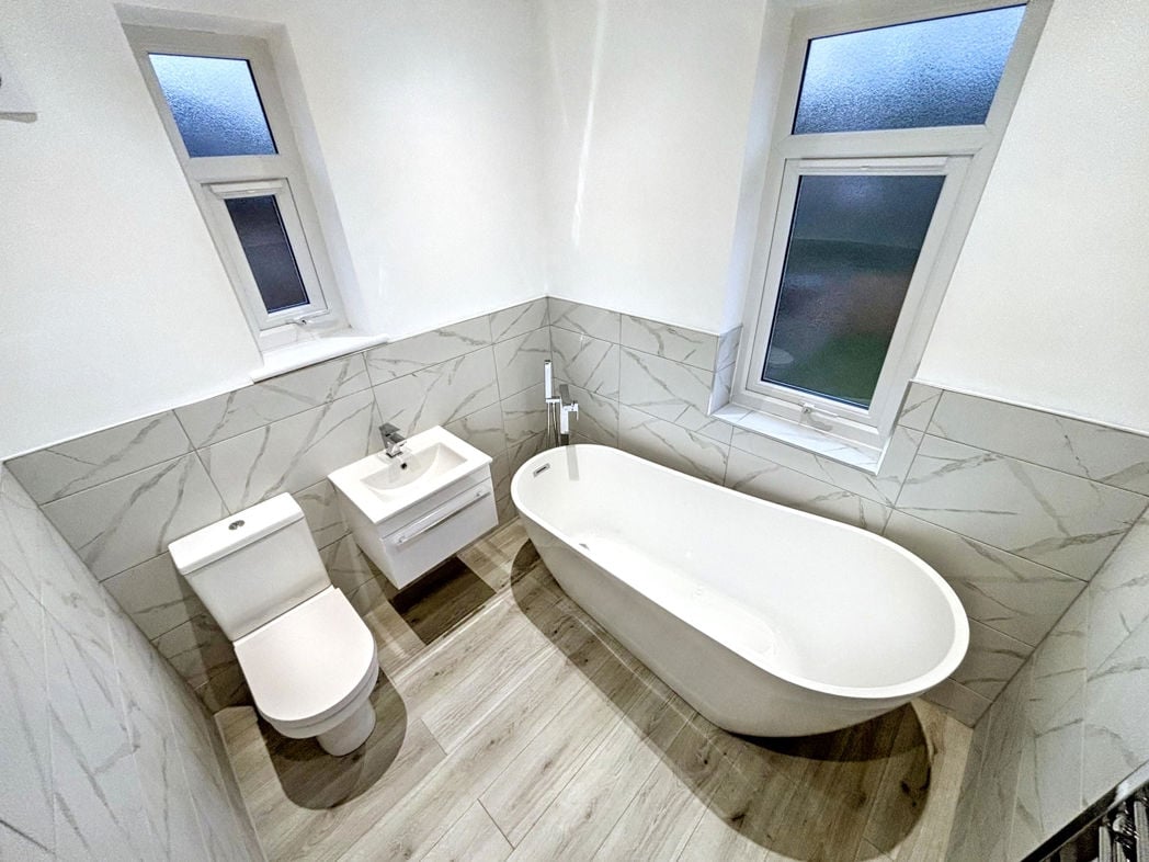 Property image 15 of 18