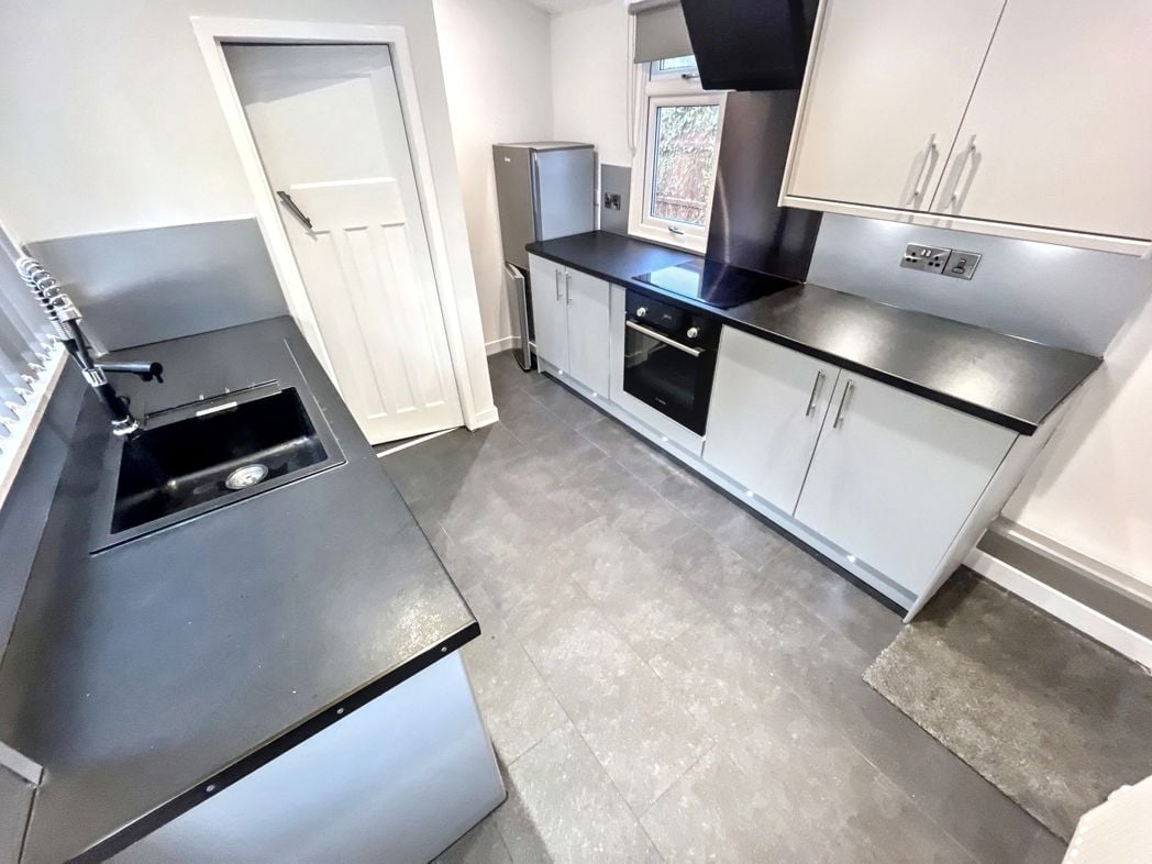 Property image 3 of 14