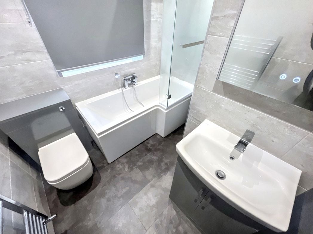 Property image 10 of 14