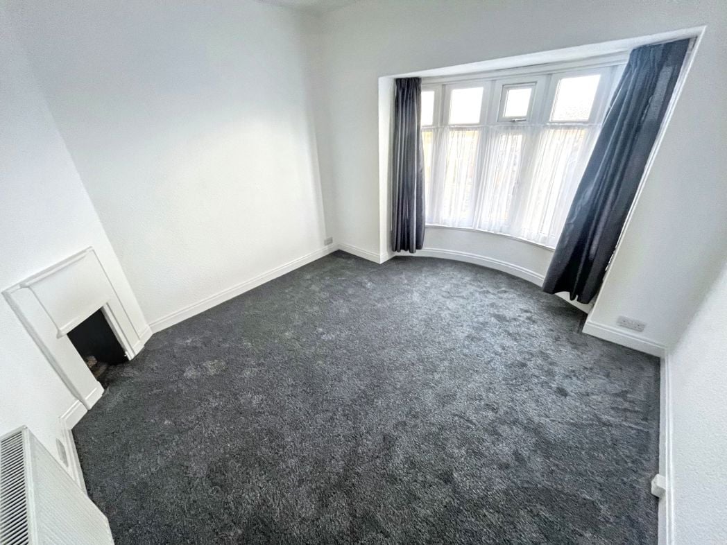 Property image 7 of 14