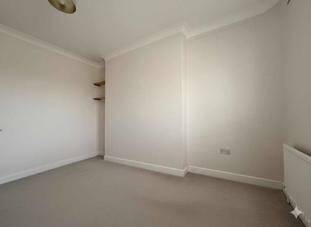 Property image 10 of 15