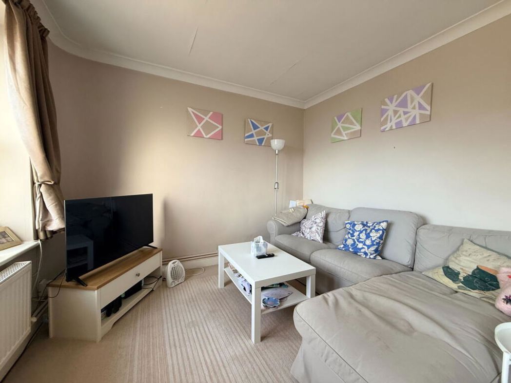 Property image 2 of 15
