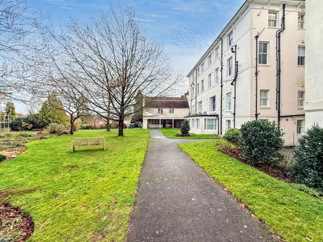 Property image 14 of 15