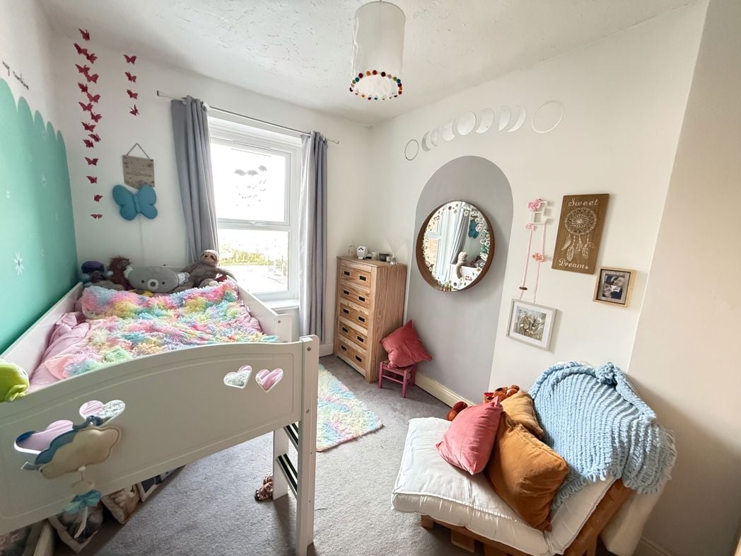 Property image 8 of 8