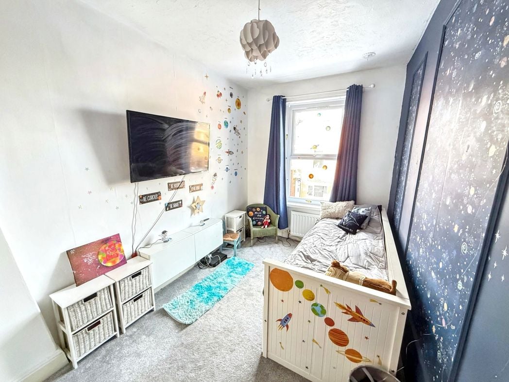Property image 7 of 8