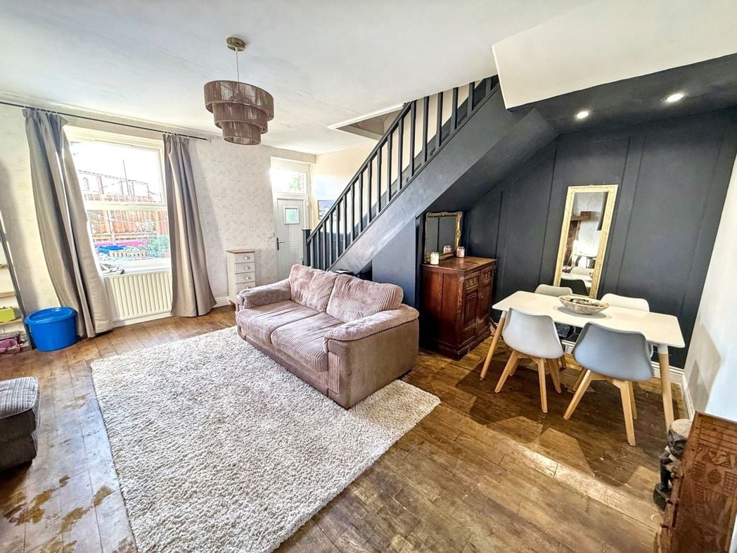 Property image 4 of 8