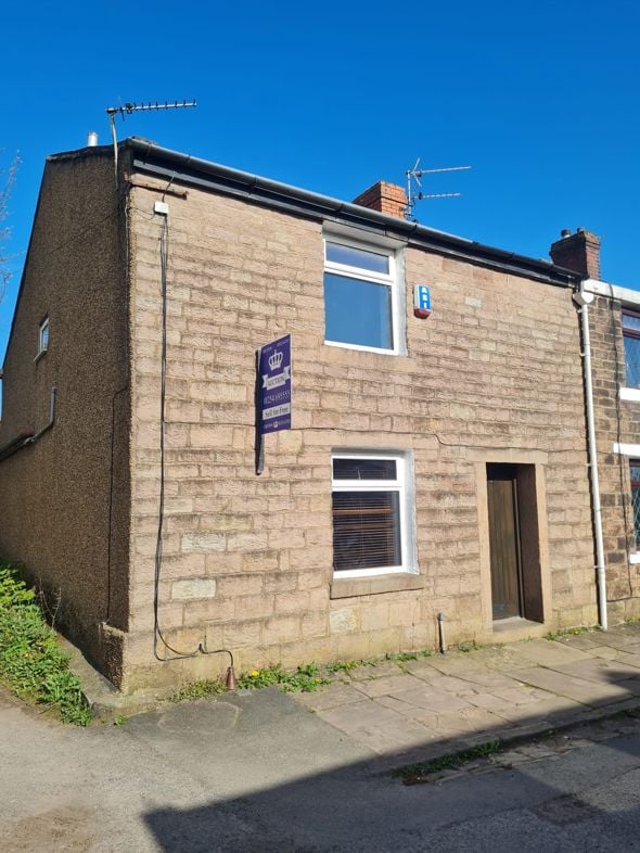 Property image 1 of 15