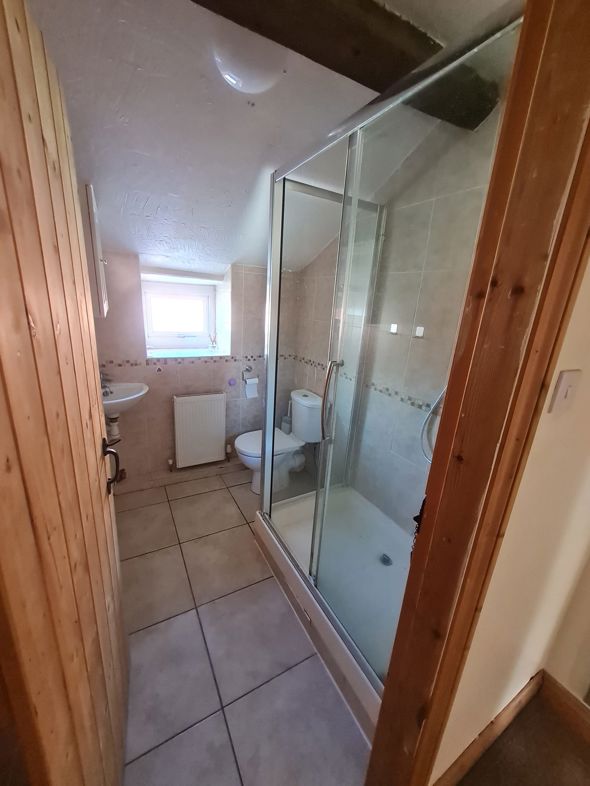 Property image 7 of 15