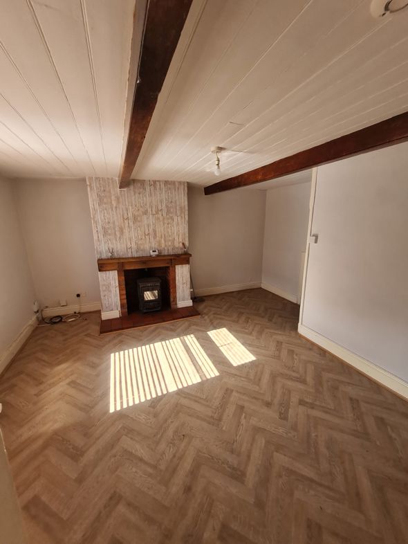 Property image 8 of 15