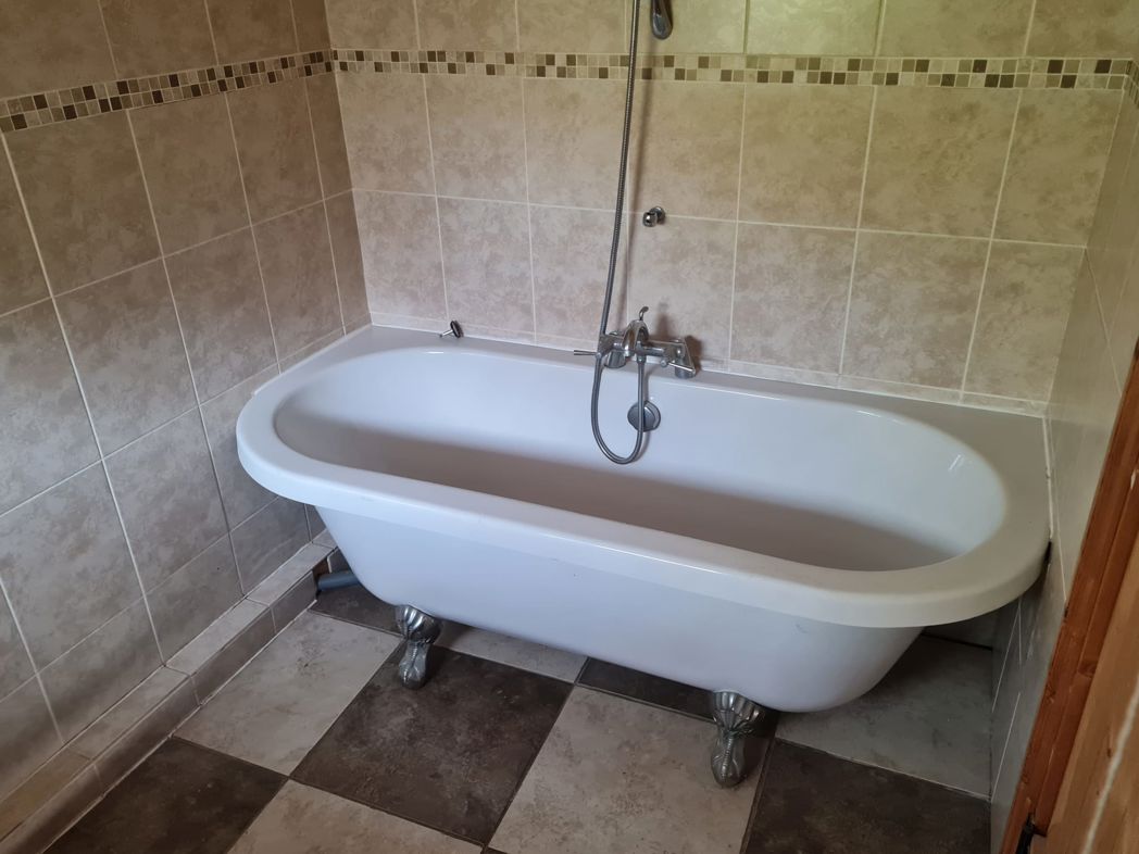 Property image 11 of 15