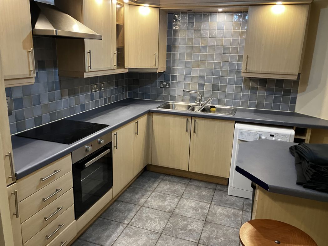 Property image 3 of 13