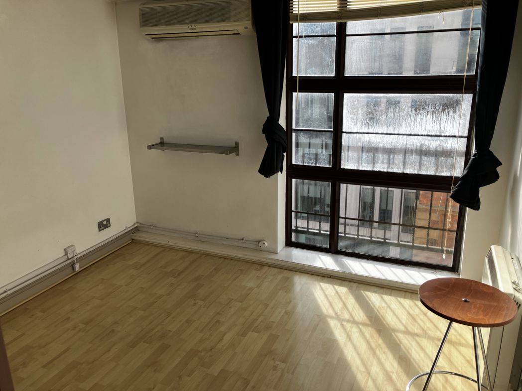 Property image 6 of 13