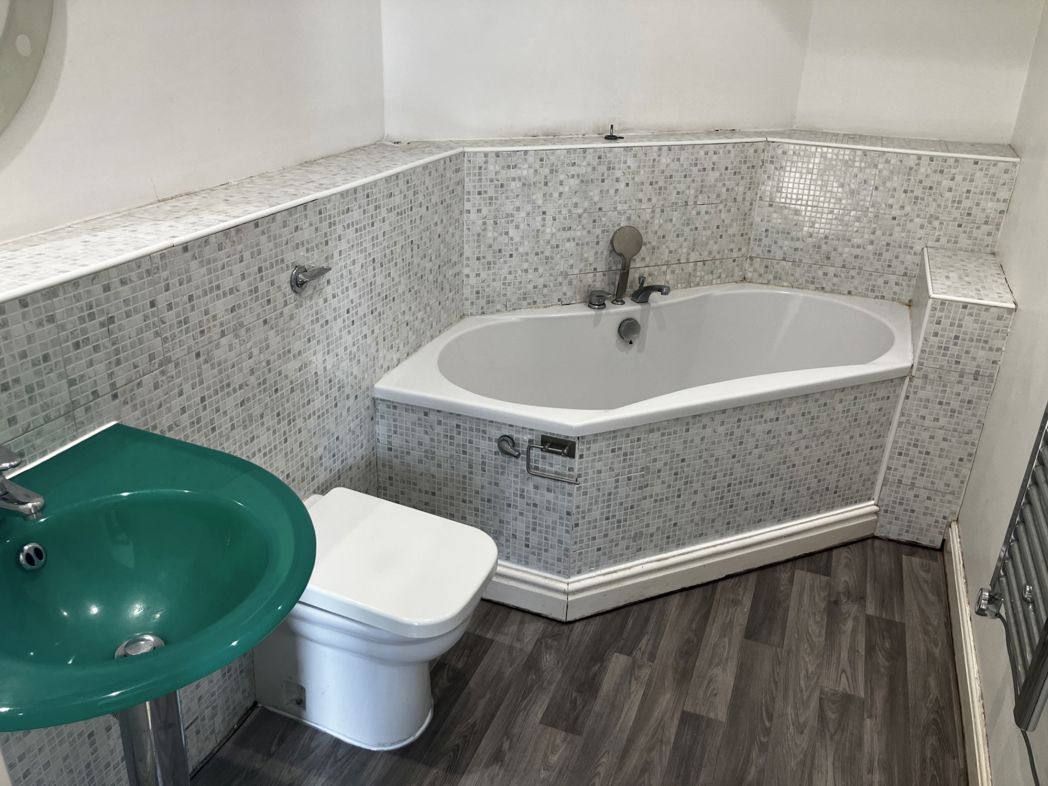Property image 12 of 13