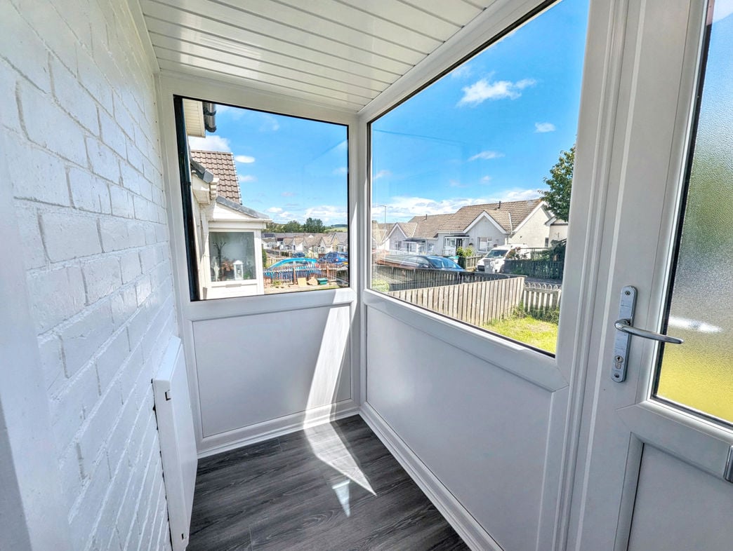Property image 13 of 17