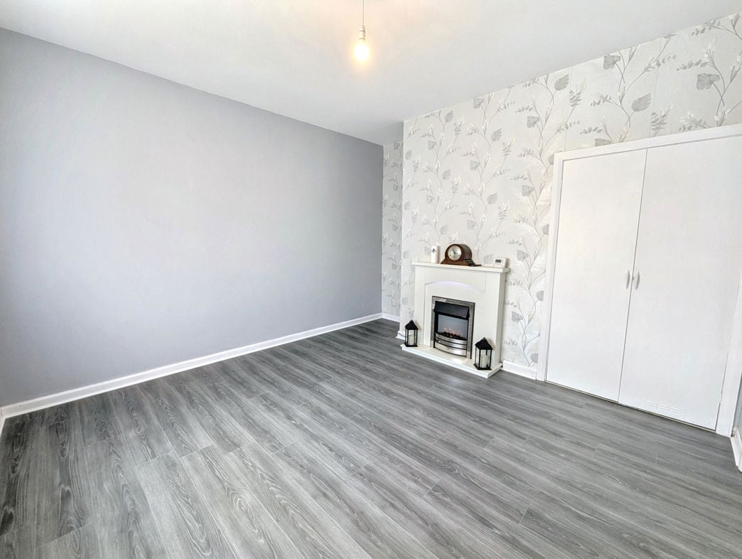 Property image 2 of 17